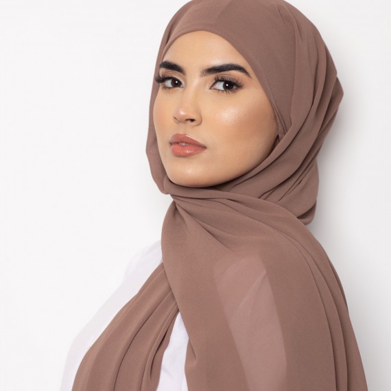 http://www.capricieuse.tn/fr/products/foulard-chiffon-bonnet-integre-cappuccino