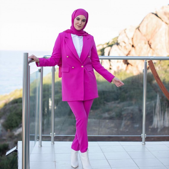 http://www.capricieuse.tn/fr/products/ensemble-blazer-rose-fushia
