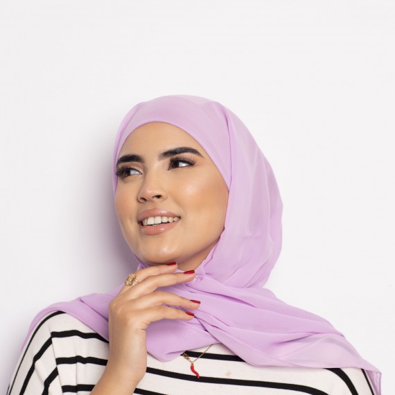 http://www.capricieuse.tn/fr/products/foulard-chiffon-bonnet-integre