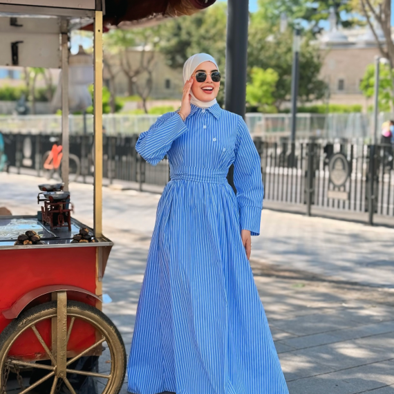 http://www.capricieuse.tn/fr/products/robe-rayee-eline-bleu-ciel