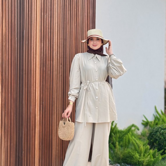 http://www.capricieuse.tn/fr/products/ensemble-emma-beige