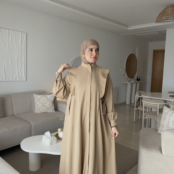 http://www.capricieuse.tn/fr/products/abaya-sahar-beige
