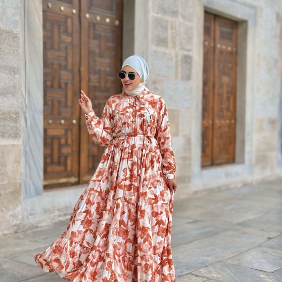 http://www.capricieuse.tn/fr/products/robe-zeina-orange