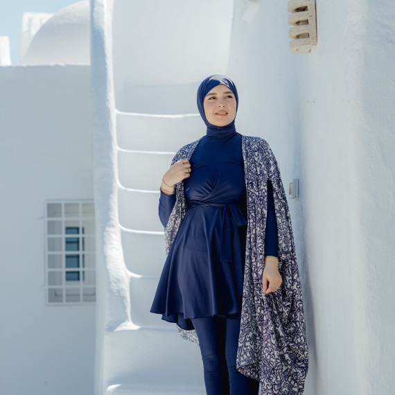 http://www.capricieuse.tn/fr/products/burkini-mango-4-pieces-bleu
