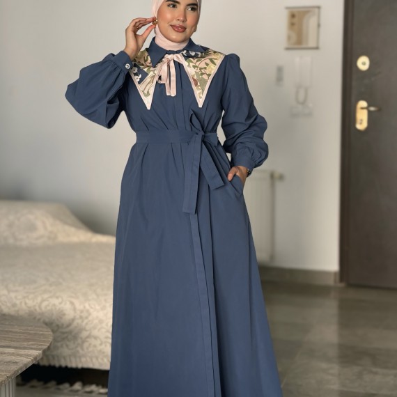 http://www.capricieuse.tn/fr/products/robe-cylia-bleu-djean