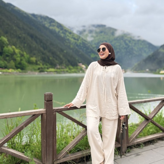 http://www.capricieuse.tn/fr/products/ensemble-kamraya-beige