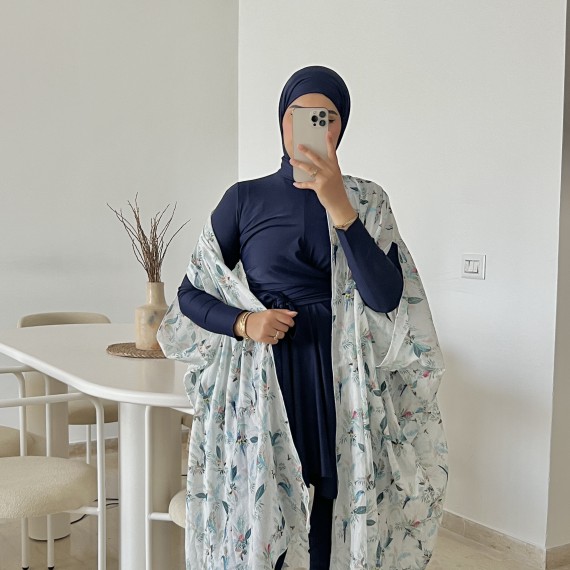http://www.capricieuse.tn/fr/products/burkini-mango-bleu-nuit-avec-pancho
