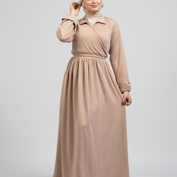 http://www.capricieuse.tn/fr/products/ensemble-jupe-julia-beige