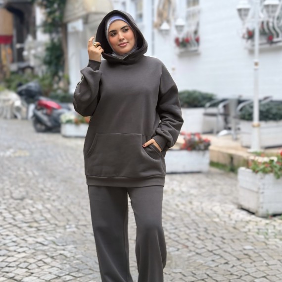http://www.capricieuse.tn/fr/products/jogging-alvina-gris-charbon