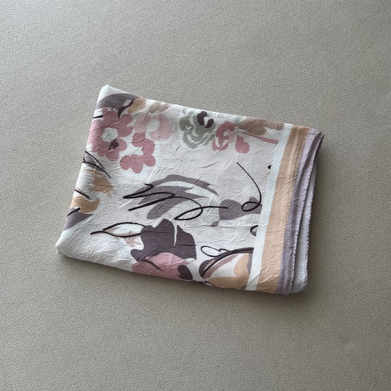 http://www.capricieuse.tn/fr/products/foulard-imprime-garden-orange-fade